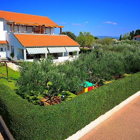 Apartments Belegrata Biograd Na Moru Exterior foto